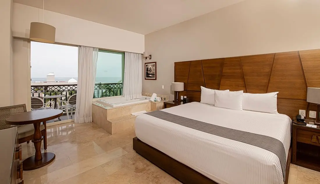 Suite Crown en Crown Paradise Golden Puerto Vallarta