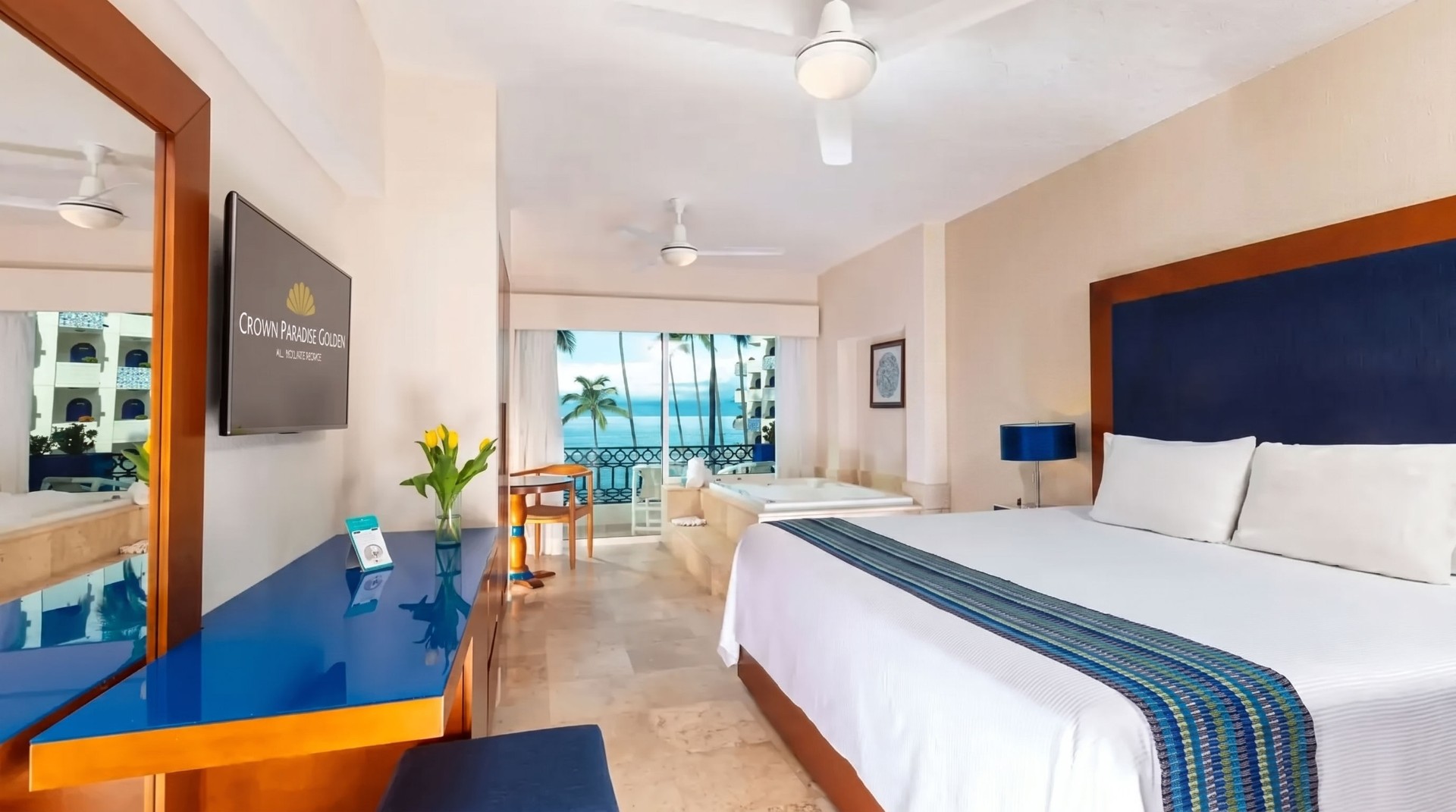 Suite Crown Plus en Crown Paradise Golden Puerto Vallarta