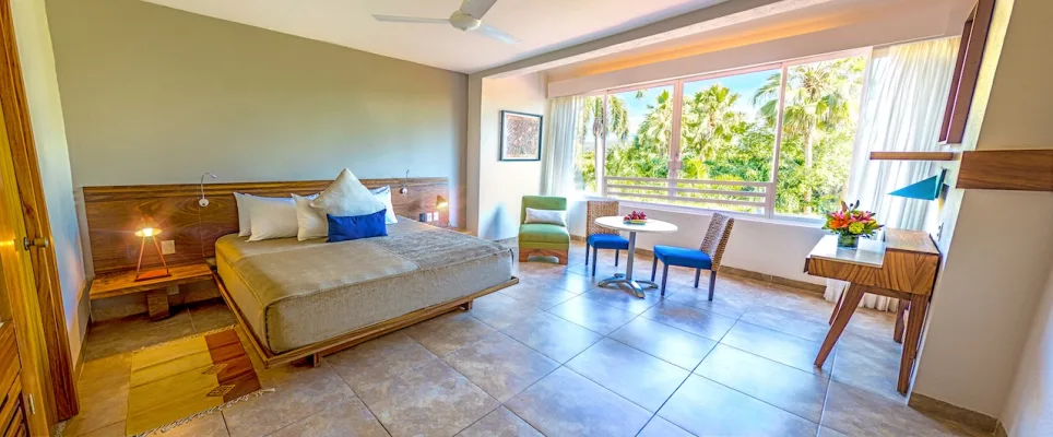 Habitación de Lujo King en Hotel Las Brisas Huatulco